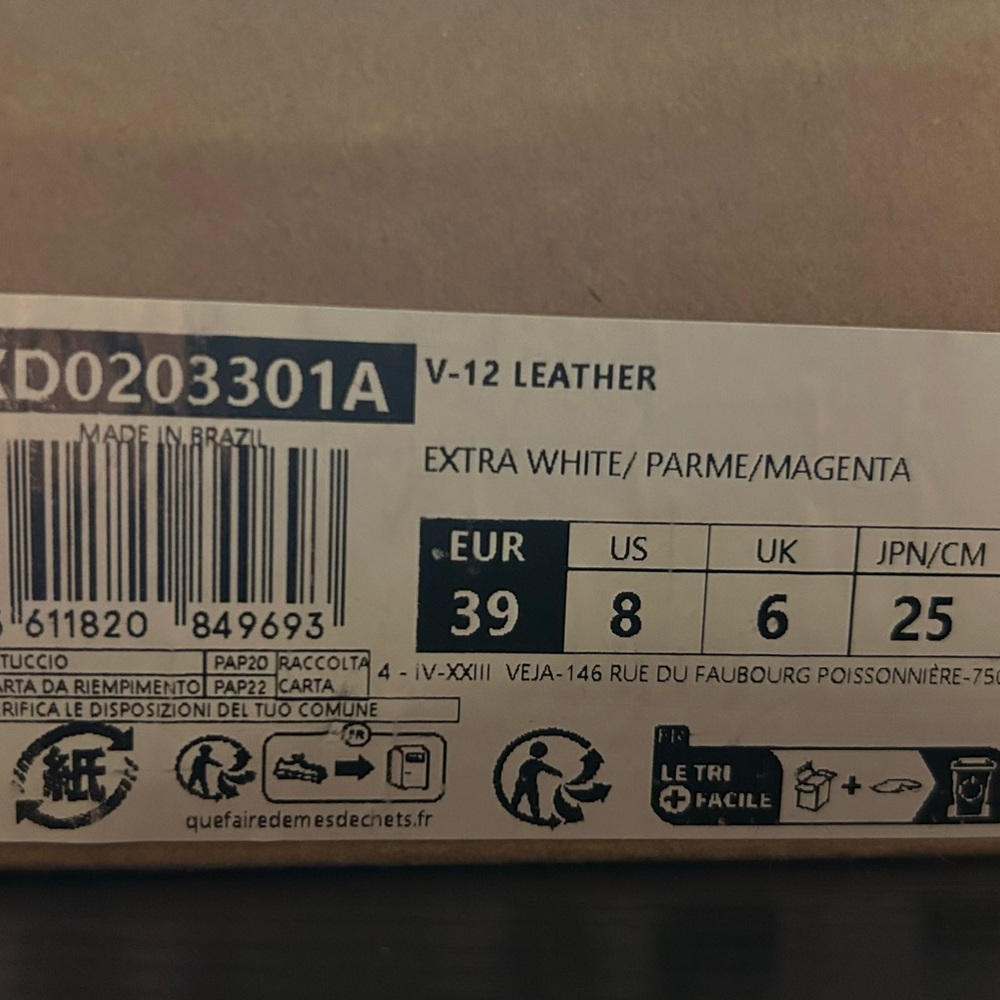 VEJA V-12 LEATHER WHITE PARME MAGENTA - Picture 4 of 4